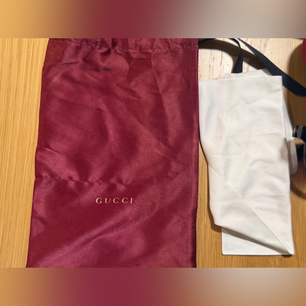 Gucci Women's Sunglasses - Picture 10 of 10